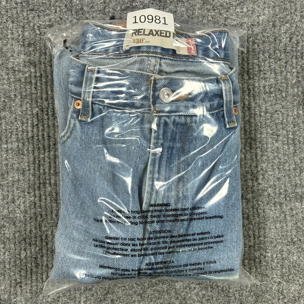 Levis excellent pre